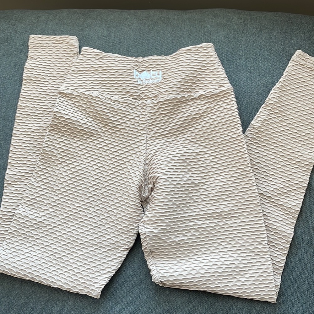 Brand new never worn booty by brabants croco leggings